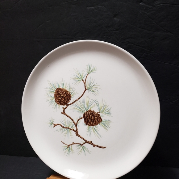 Vintage FRENCH SAXON CHINA "Pine Cone" Luncheon/Salad Plate (REPLACEMENT) - Picture 3 of 4